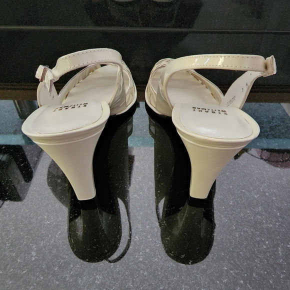 Stuart Weitzman White Peeps - Picture 3 of 5